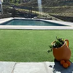 Quinta Da Casa Cimeira, Guest House, Wines & Food * 발렌카도두오로