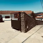 Quinta Da Casa Cimeira, Guest House, Wines & Food 발렌카도두오로