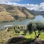 Quinta Da Casa Cimeira, Guest House, Wines & Food *