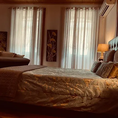 Quinta Da Casa Cimeira, Guest House, Wines & Food *