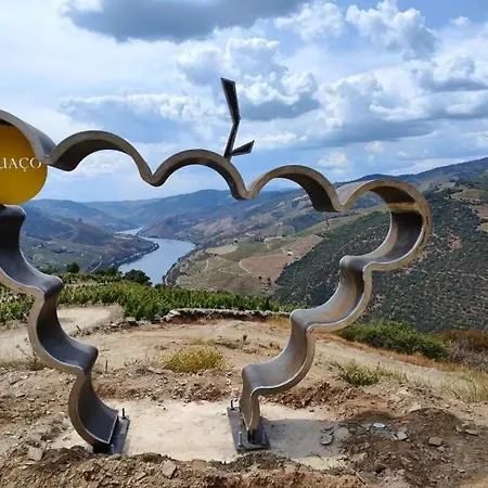 Quinta Da Casa Cimeira, Guest House, Wines & Food Farm stay
