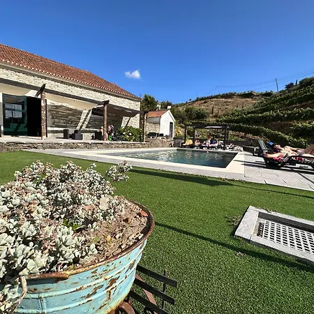 Quinta Da Casa Cimeira, Guest House, Wines & Food Alojamento de Turismo Rural Valença do Douro