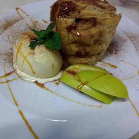 Quinta Da Casa Cimeira, Guest House, Wines & Food *