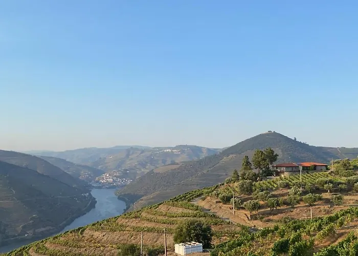 Quinta Da Casa Cimeira, Guest House, Wines & Food Bauernhof *