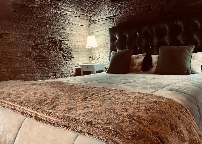 Quinta Da Casa Cimeira, Guest House, Wines & Food *