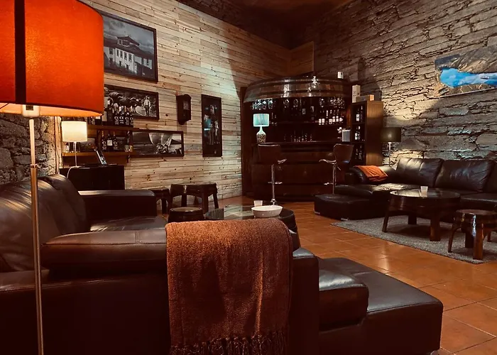 Quinta Da Casa Cimeira, Guest House, Wines & Food Valença do Douro