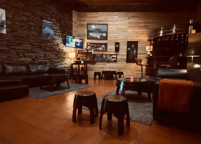 Quinta Da Casa Cimeira, Guest House, Wines & Food Valença do Douro