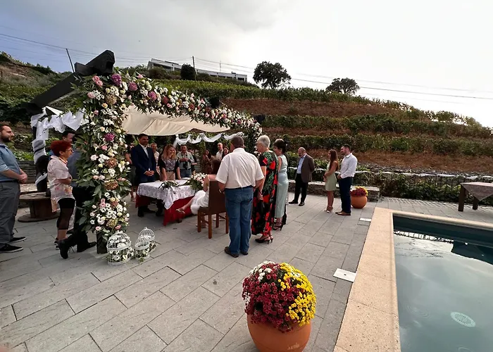 Quinta Da Casa Cimeira, Guest House, Wines & Food Bauernhof *