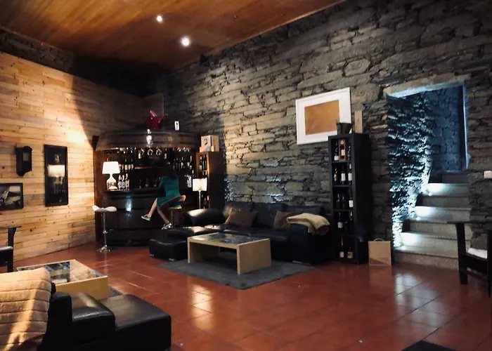 Bauernhof Quinta Da Casa Cimeira, Guest House, Wines & Food *