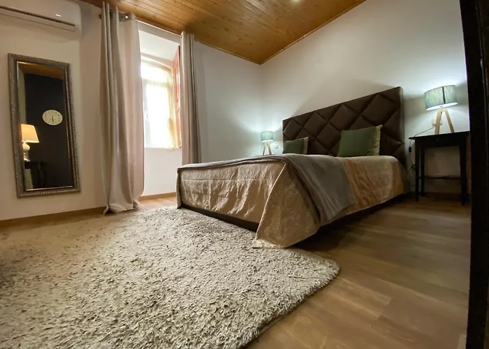 Quinta Da Casa Cimeira, Guest House, Wines & Food